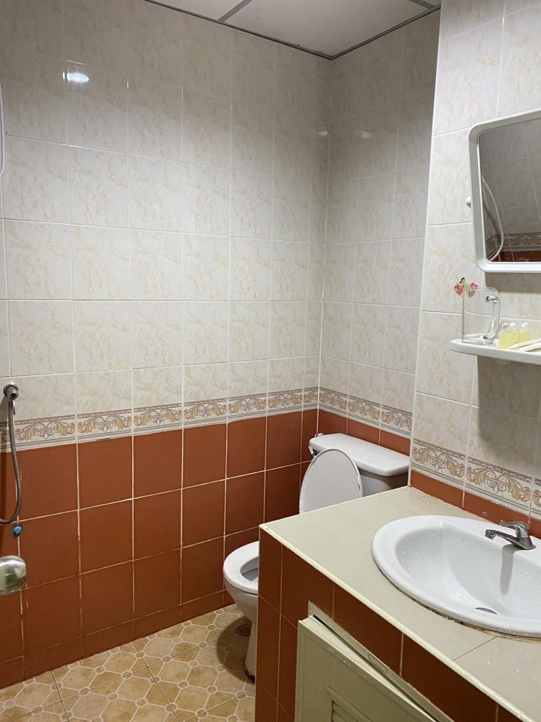 Budget Inn Паттайя Экстерьер фото